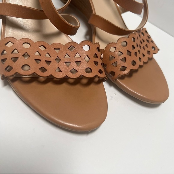 Franco Sarto Women's Perforated Leather Wedge Sandals Heel Sandals Brown size 9 - Picture 4 of 12